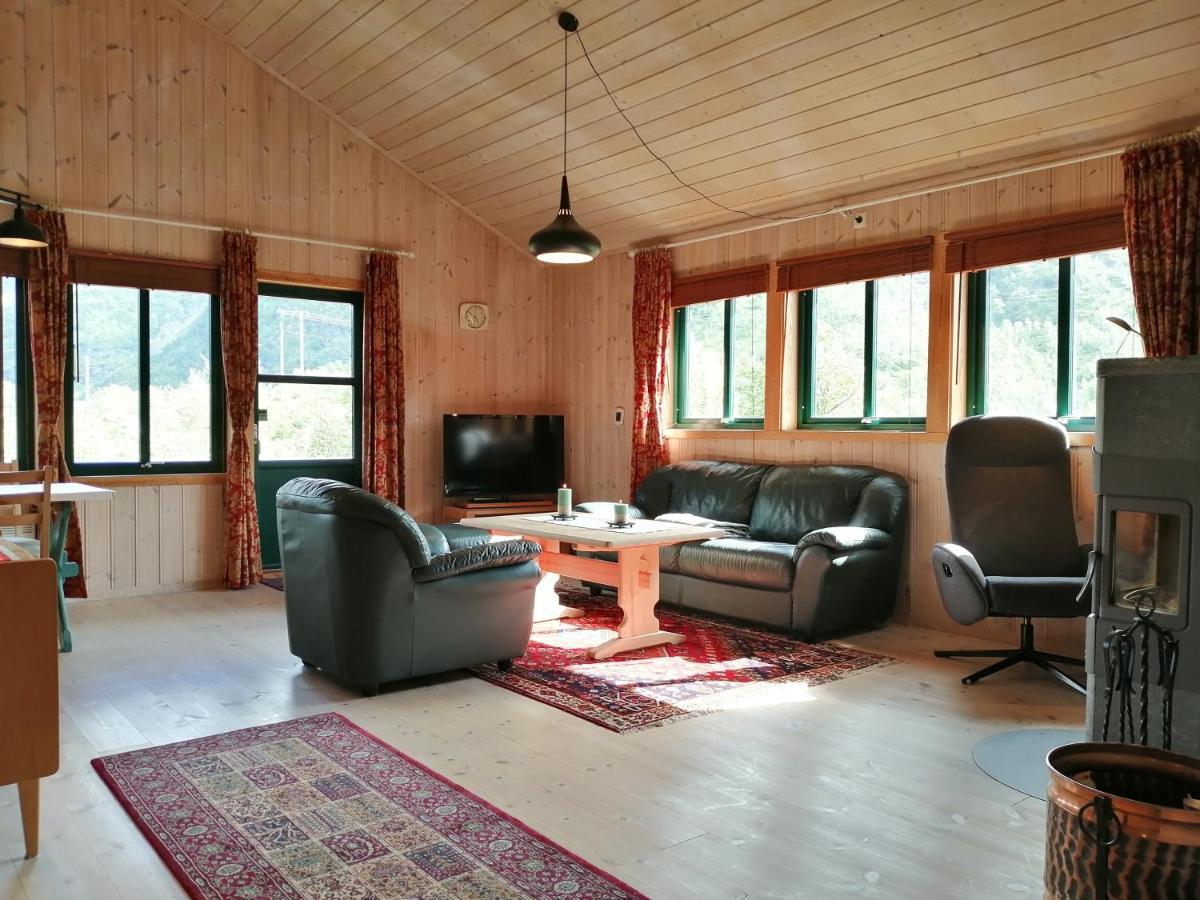 Reinunga Eco Hytta - Mountain Lodge Near Myrdal Accessible Only By Train Or Bike Exterior photo